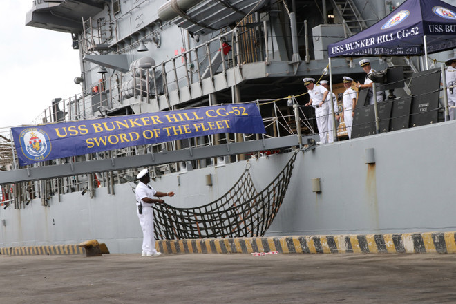 Đoàn tàu Hải quân Hoa Kỳ cập cảng thành phố Đà Nẵng ảnh 1