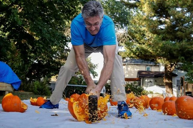 'Thợ săn' kỷ lục Guiness thế giới liên tiếp phá kỷ lục của chính mình ảnh 1