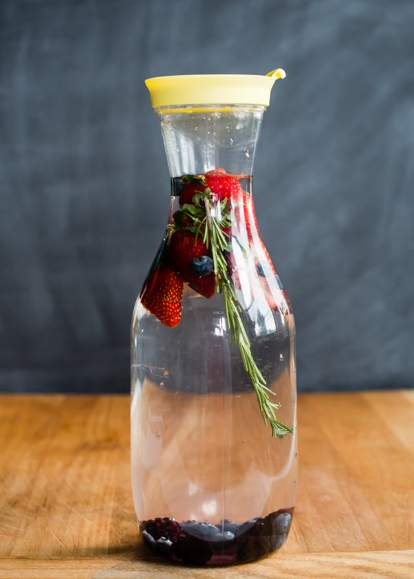 Những thức uống dễ làm, giúp có làn da đẹp trong ngày Hè ảnh 3