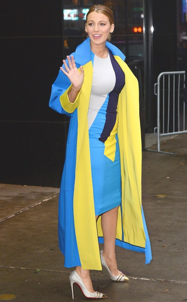 Blake Lively "biến hình" với 10 bộ trang phục trong một ngày ảnh 1