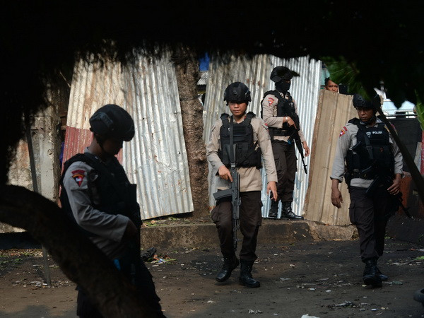 Indonesia sẽ cho phép bắt giam các tay súng hồi hương ảnh 1