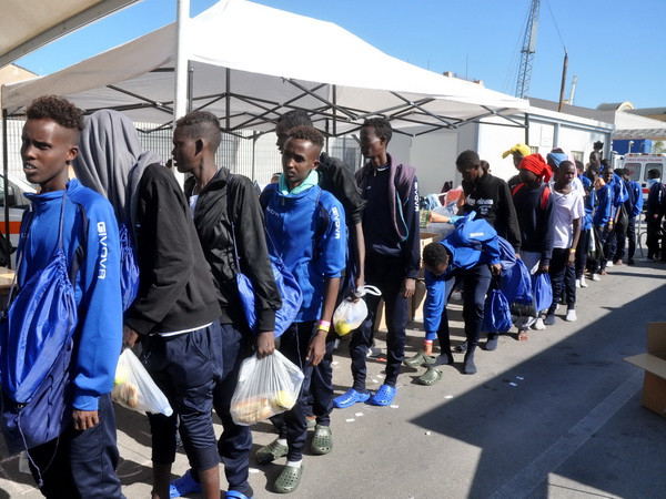 Nhiệt độ toàn cầu tăng có thể đẩy mạnh làn sóng di cư tới châu Âu ảnh 1