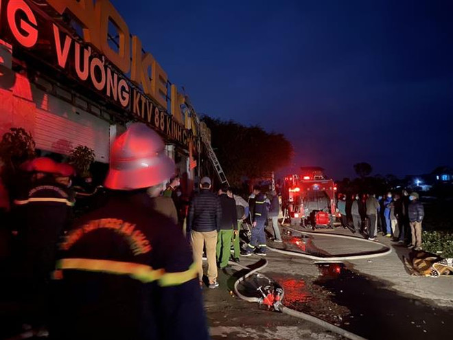 Bắc Giang: Cháy quán karaoke trong đêm, vợ chồng chủ quán thiệt mạng ảnh 1