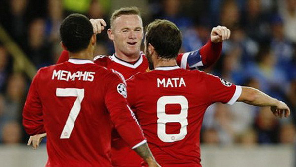 Rooney lập hat-trick giúp M.U trở lại vòng bảng Champions League ảnh 1