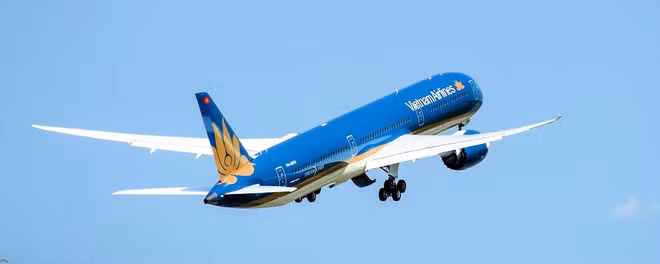 Máy bay Boeing 787-10 của Vietnam Airlines đã hạ cánh ở Nội Bài ảnh 4