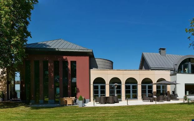 Quốc gia giàu hàng đầu châu Âu vật lộn với khủng hoảng nhà ở ảnh 1