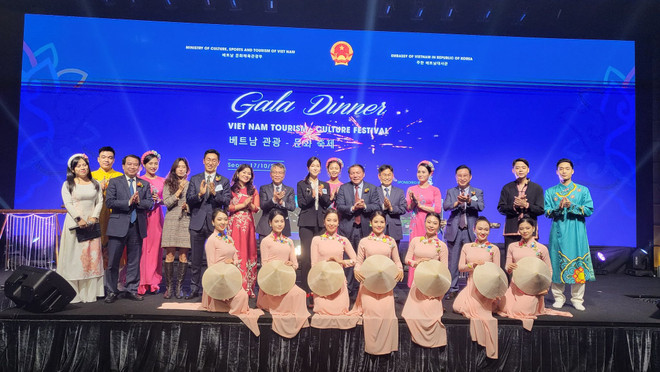 Ấn tượng đêm Gala Lễ hội Du lịch-Văn hóa Việt Nam tại Hàn Quốc ảnh 1