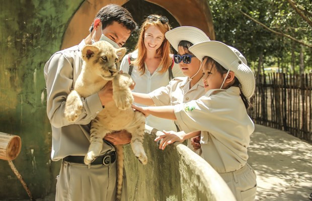 Tạo điều kiện thuận lợi nhất để đón khách du lịch quốc tế vào Việt Nam ảnh 1