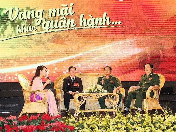 Giao lưu nghệ thuật “Tri ân đồng đội, vang mãi khúc quân hành” ảnh 1