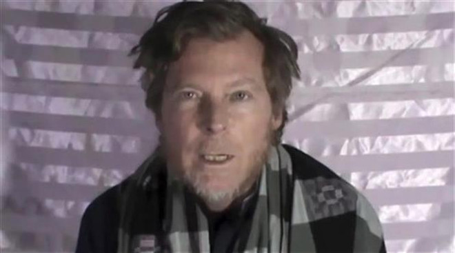 Mỹ xác nhận 2 con tin được Taliban trả tự do đã tới Đức an toàn ảnh 1