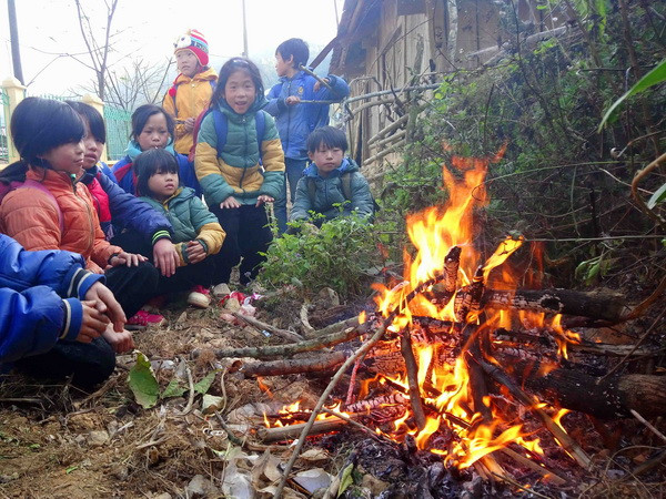 Chiều tối 8/1 miền Bắc đón không khí lạnh mạnh, vùng núi rét hại ảnh 1