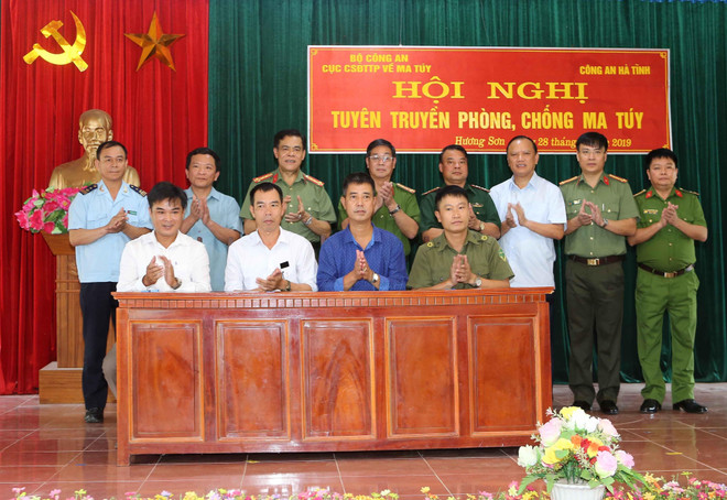 Tăng cường tuyên truyền phòng, chống ma túy cho người dân biên giới ảnh 1