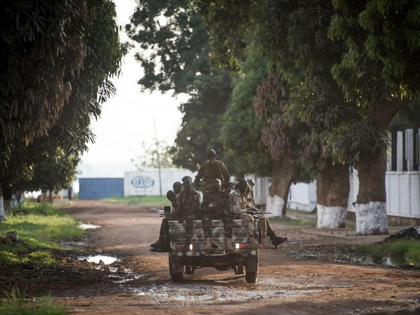 Tổng thống CH Trung Phi sẵn sàng đàm phán với phiến quân ảnh 1