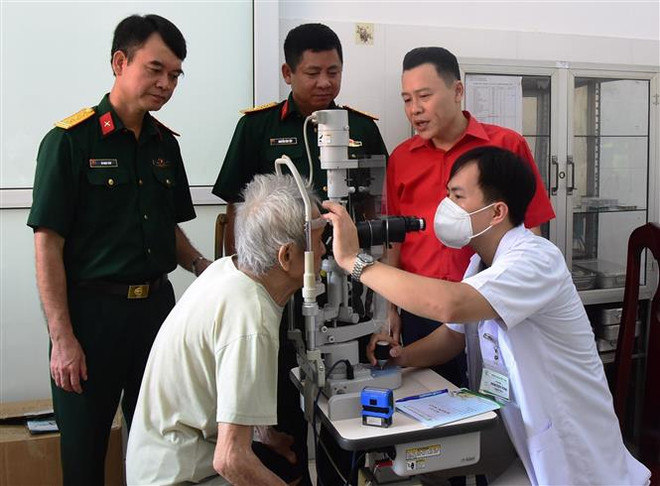 Đẩy mạnh khả năng tiếp cận công nghệ mới cho người cao tuổi ảnh 2