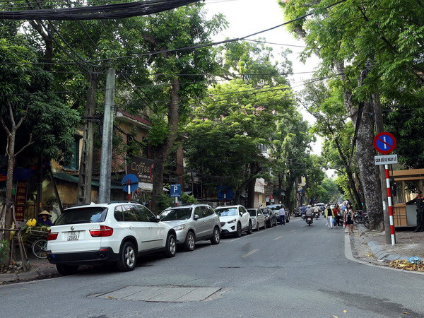 Hà Nội: Tăng 50-300% phí sử dụng lòng đường, hè phố để trông giữ xe ảnh 1