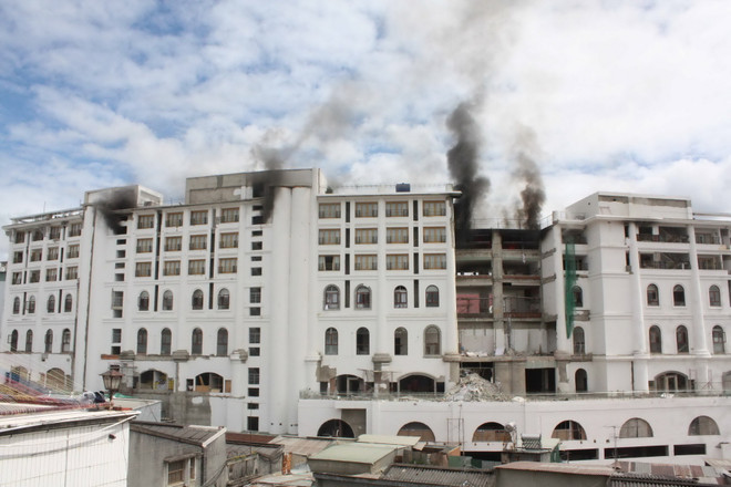 Khách sạn 5 sao cháy dữ dội giữa trung tâm thành phố Đà Lạt ảnh 2