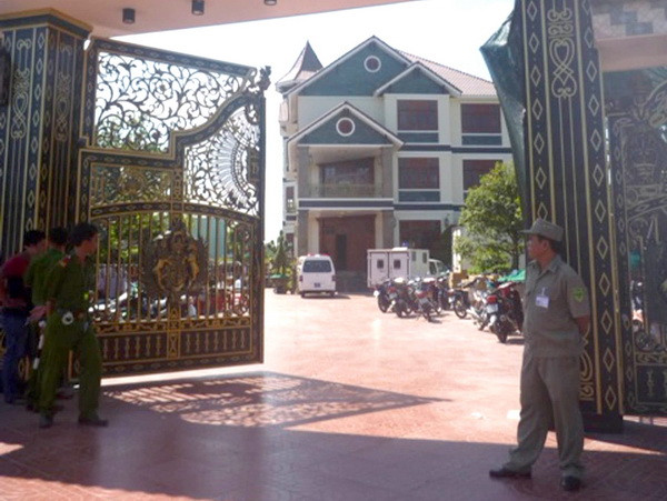 Tiền Giang: Phát hiện hai vợ chồng tử vong trong căn biệt thự ảnh 1