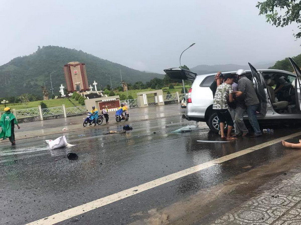 (Ảnh minh họa: Đặng Tuấn/TTXVN) Tuyên Quang: Ôtô con đối đầu xe khách, 5 người bị thương ảnh 1