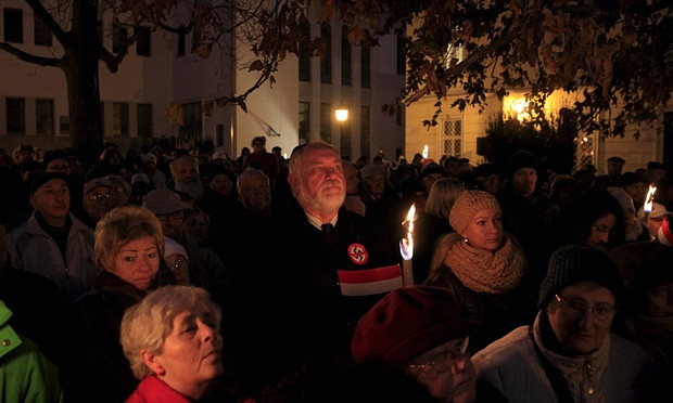 Biểu tình phản đối dựng tượng nhân vật bài Do Thái ở Hungary ảnh 1