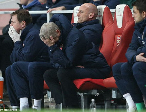 Wenger “khóc ròng” vì phong độ kém cỏi của Arsenal ảnh 2