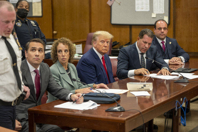 Cựu Tổng thống Mỹ Donald Trump lần thứ ba bị cáo buộc hình sự ảnh 1