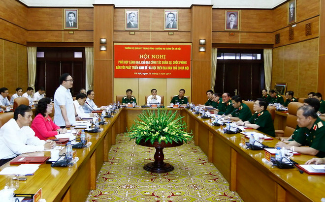 Thường vụ Quân ủy TW tăng phối hợp với Thường vụ Thành ủy Hà Nội ảnh 1