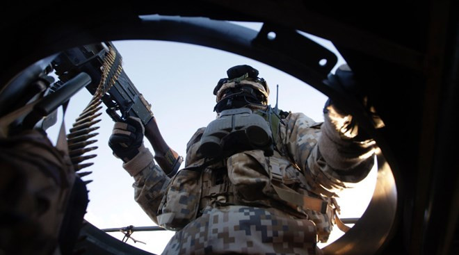Lực lượng binh sỹ NATO tập trận. (Nguồn: Reuters) Sự kiện quốc tế 21-27/11: Vĩnh biệt lãnh tụ Cuba Fidel Castro ảnh 5