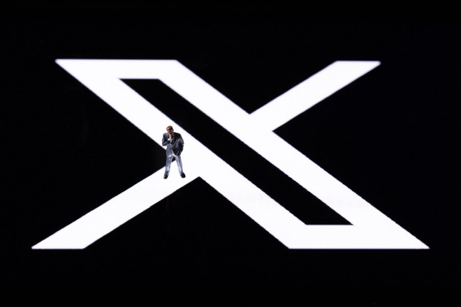 Tỷ phú Elon Musk dỡ bỏ lệnh cấm quảng cáo chính trị trên X ảnh 1