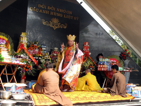 Nhiều hoạt động trong chương trình “Lễ hội Phật giáo mùa hoa ban” ảnh 1