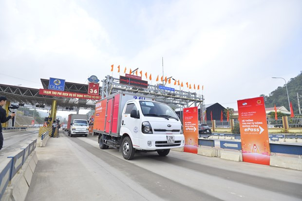 Tiếp tục giảm 37 khoản phí, lệ phí đến hết tháng 6/2022 ảnh 1