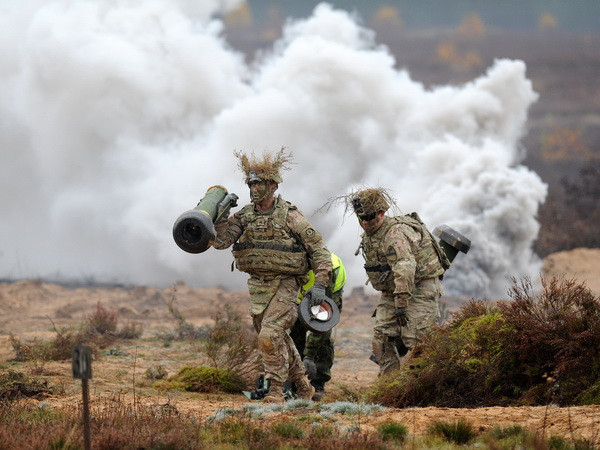 Chính quyền Mỹ đề nghị quốc hội cân nhắc cử bộ binh chống IS ảnh 1