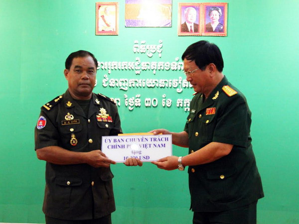 Hỗ trợ tìm kiếm, hồi hương hài cốt liệt sỹ Việt Nam ở Campuchia ảnh 1