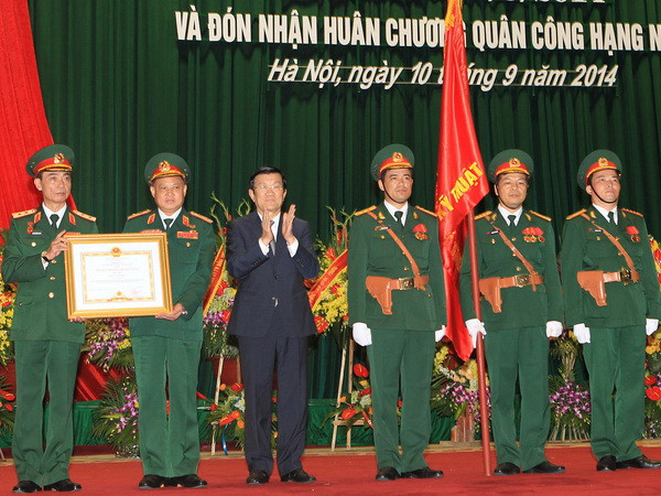 Chủ tịch nước dự kỷ niệm 40 năm Ngày Truyền thống Tổng cục Kỹ thuật ảnh 1