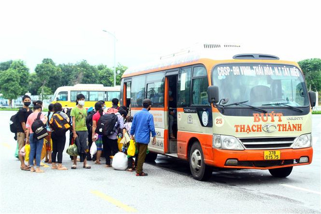 Nghệ An: Nhiều trường hợp trở về từ phía Nam có xét nghiệm dương tính ảnh 1