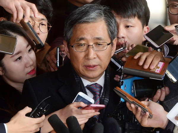 Trợ lý kinh tế của cựu Tổng thống Hàn Quốc lĩnh án tù treo ảnh 1