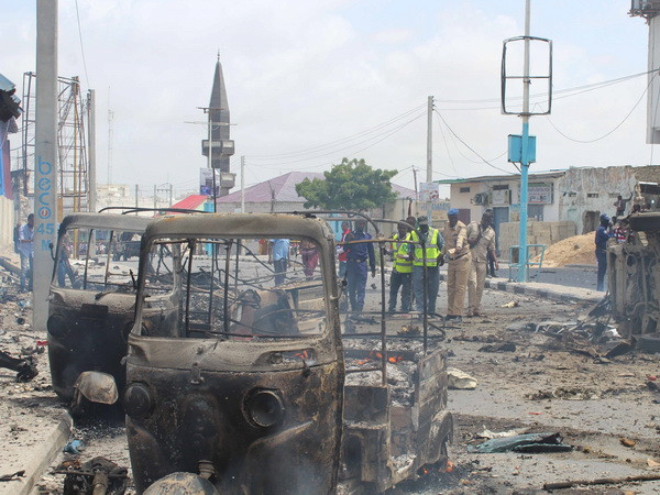 Somalia: Cảnh sát bắn nổ tung một chiếc xe chạy quá tốc độ ảnh 1