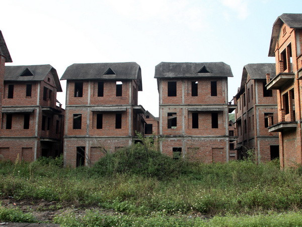 Lợi dụng thi công dự án thí điểm hạ ngầm đường điện để lừa đảo ảnh 1