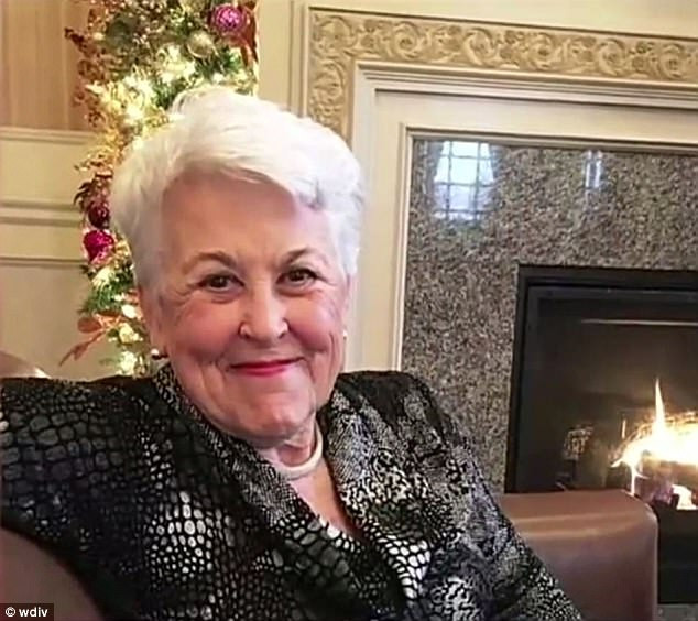 Nữ doanh nhân xấu số bất ngờ bị con hà mã hung dữ cắn chết ảnh 1