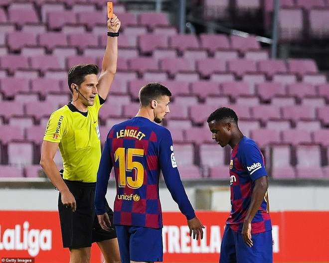 Đẩy Espanyol xuống hạng, Barcelona "phả hơi nóng" vào gáy Real ảnh 1