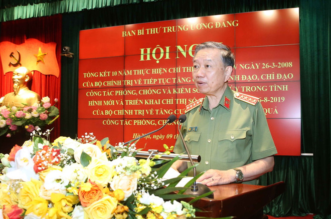 Đại tướng Tô Lâm, Ủy viên Bộ Chính trị, Bộ trưởng Bộ Công an phát biểu khai mạc Hội nghị. (Ảnh: Doãn Tấn/TTXVN) Ông Trần Quốc Vượng: Phòng, chống ma túy cần sự vào cuộc đồng bộ ảnh 1