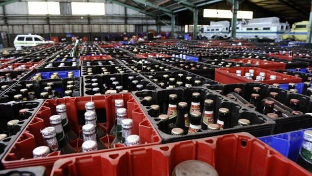 Nam Phi nằm trong tốp những nước tiêu thụ rượu bia nhiều nhất thế giới. (Nguồn: africacheck.org) Nam Phi đứng trong nhóm 5 nước sử dụng rượu nhiều nhất thế giới ảnh 1