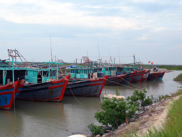 Trong 12 giờ tới bão số 4 sẽ suy yếu thành áp thấp nhiệt đới ảnh 1