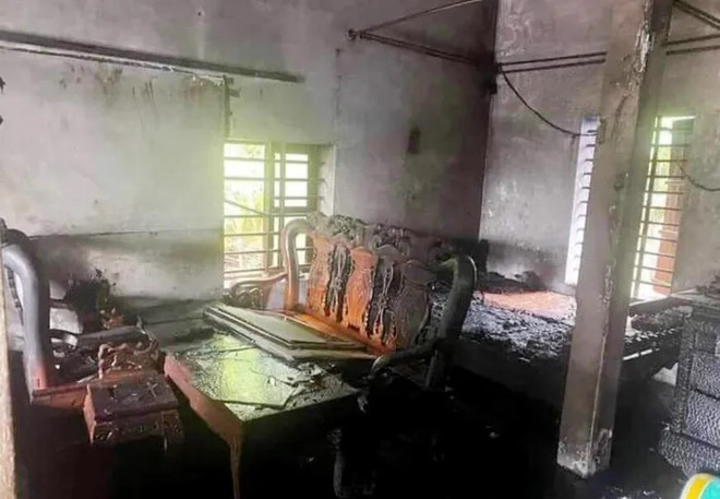 Hiện trường vụ việc. (Nguồn: daidoanket) Hà Tĩnh: Mâu thuẫn gia đình, người đàn ông mua xăng tự thiêu ảnh 1