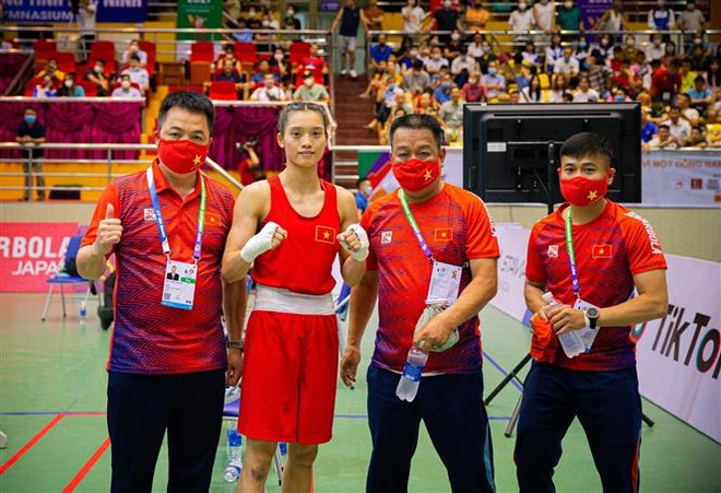 Hạt giống số 1 Boxing Việt Nam thắng knock out đối thủ trong 30 giây ảnh 1