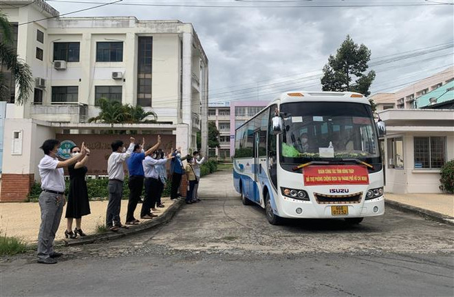 Các đoàn y, bác sỹ hỗ trợ TP.HCM và Hà Nam sớm đẩy lùi dịch COVID-19 ảnh 1