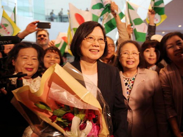 Lãnh đạo đảng đối lập Đài Loan bất ngờ thăm Nội các Nhật Bản ảnh 1