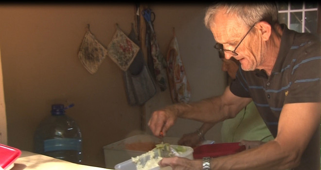 Lan tỏa niềm vui Giáng sinh tới những người yếu thế ở Nam Phi ảnh 1