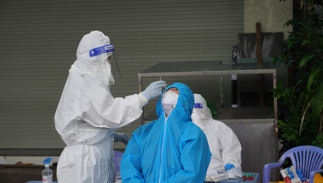 Thành phố Vũng Tàu huy động tổng lực xét nghiệm SARS-CoV-2 diện rộng ảnh 2