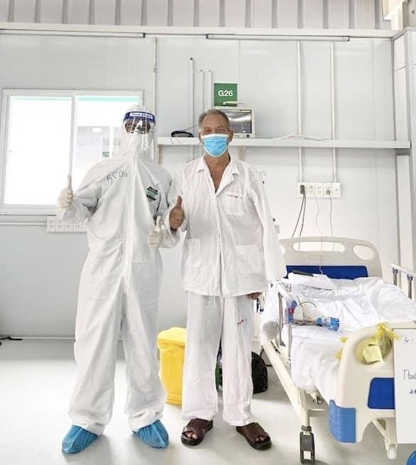 Bảo vệ đội ngũ y bác sỹ tuyến đầu: Cần chăm lo kịp thời, xứng đáng ảnh 2