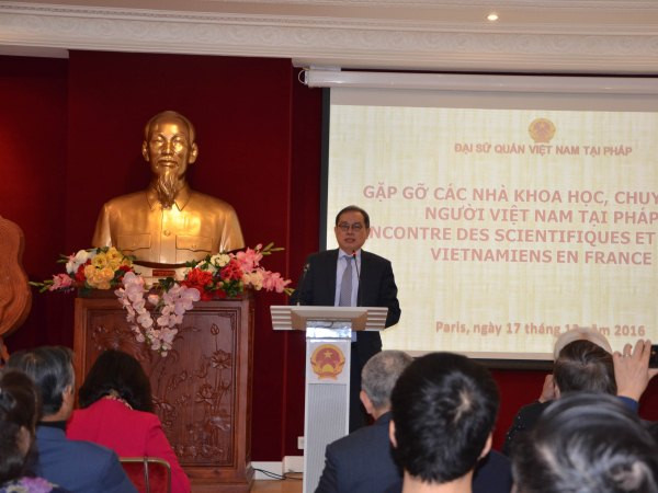 Gặp gỡ các nhà khoa học và chuyên gia Việt Nam hàng đầu tại Pháp ảnh 1